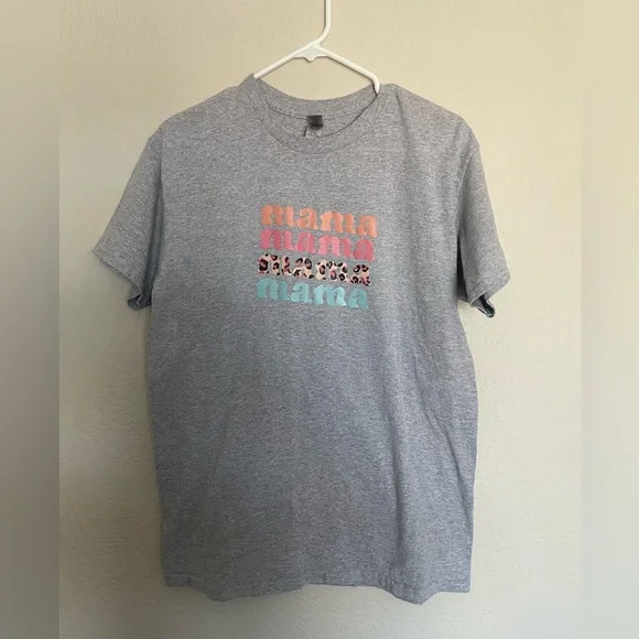 🪼 “mama” T-Shirt - Picture 1 of 4